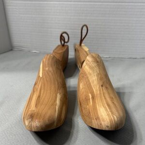 Howard & Phils Western Wear Wooden Shoe Trees Stretchers Shapers Wood Metal Sz M